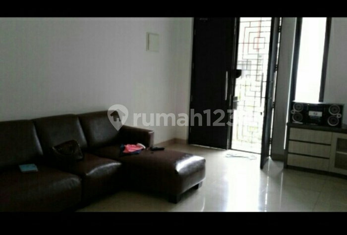 House for rent in Cikarang, Indonesia · 3 rooms, 3 baths