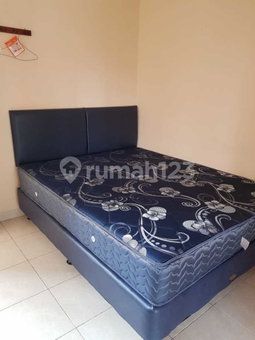 House for rent in Surabaya, Indonesia · 2 rooms, 1 bath