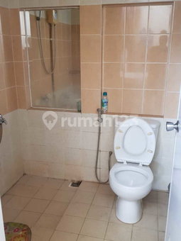 House for rent in Surabaya, Indonesia · 2 rooms, 1 bath