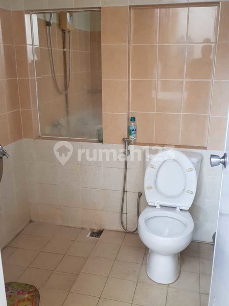 House for rent in Surabaya, Indonesia · 2 rooms, 1 bath