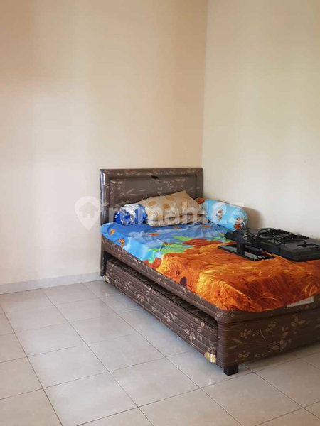 House for rent in Surabaya, Indonesia · 2 rooms, 1 bath