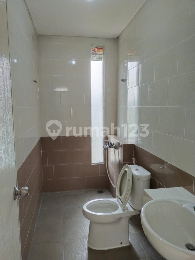 House for rent in Tangerang, Indonesia · Sukasari · 3 rooms, 2 baths