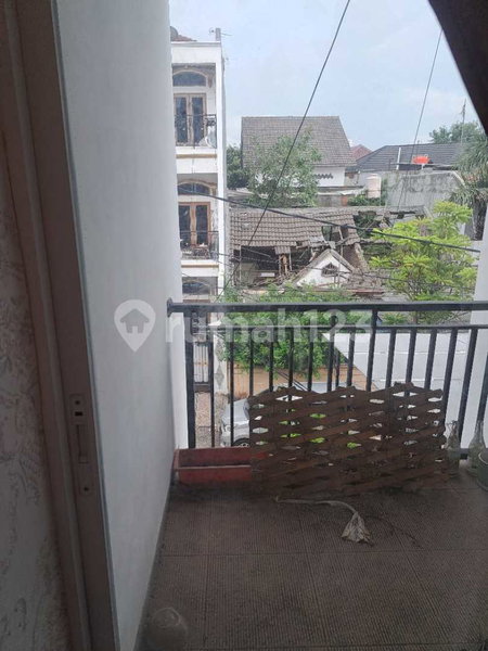 House for rent in Bandung, Indonesia · 3 rooms, 3 baths