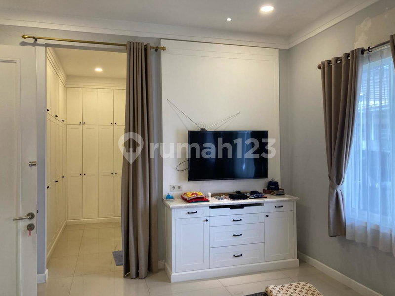 House for rent in Semarang, Indonesia · 4 rooms, 3 baths