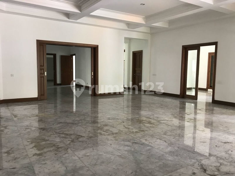 House for rent in North Jakarta, Indonesia · Penjaringan · 5 rooms, 5 baths