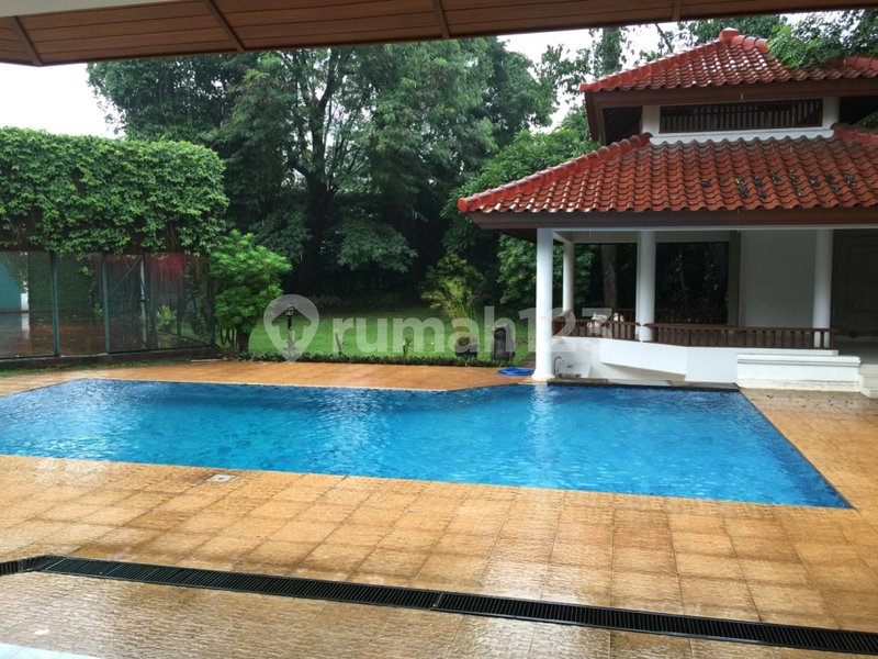 House for rent in North Jakarta, Indonesia · Penjaringan · 5 rooms, 5 baths