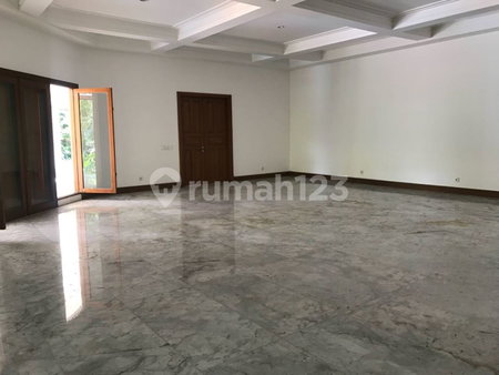 House for rent in North Jakarta, Indonesia · Penjaringan · 5 rooms, 5 baths