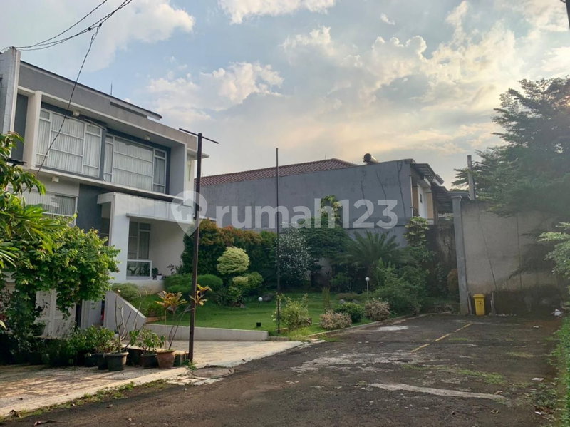 House for rent in Depok, Indonesia · Jagakarsa · 4 rooms, 3 baths
