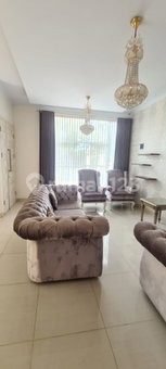 House for rent in Depok, Indonesia · Jagakarsa · 4 rooms, 3 baths