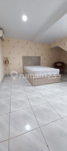 House for rent in Depok, Indonesia · Jagakarsa · 4 rooms, 3 baths