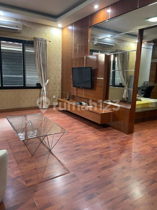 House for rent in Cikarang, Indonesia · 5 rooms, 4 baths