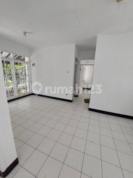House for rent in Bandung, Indonesia · 2 rooms, 1 bath