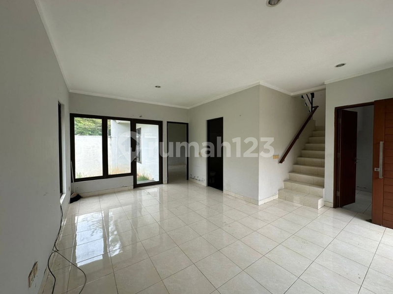 House for rent in Bekasi, Indonesia · Grand Wisata · 4 rooms, 3 baths
