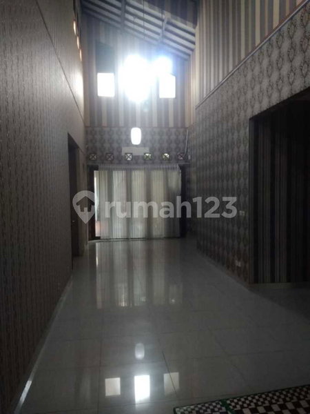 House for rent in Tangerang, Indonesia · 4 rooms, 3 baths