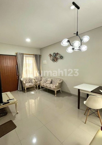House for rent in Bekasi, Indonesia · 3 rooms, 2 baths