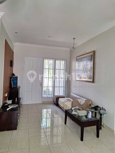 House for rent in Cibinong, Indonesia · 3 rooms, 4 baths