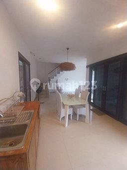 House for rent in Denpasar, Indonesia · 3 rooms, 2 baths