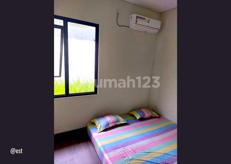 House for rent in Jakarta, Indonesia · Tebet · 2 rooms, 2 baths