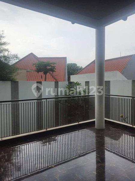 House for rent in Bekasi, Indonesia · 4 rooms, 3 baths