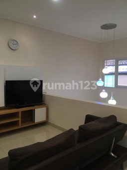 House for rent in Cikarang, Indonesia · 5 rooms, 5 baths