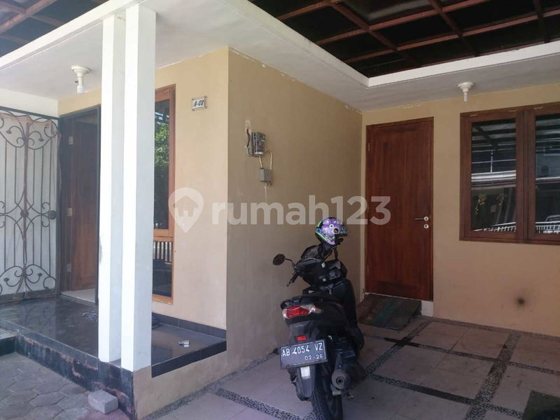 House for rent in Bandung, Indonesia · 2 rooms, 1 bath