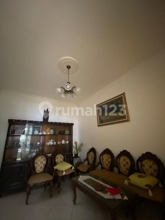 House for rent in Semarang, Indonesia · Mungkur Elephant · 4 rooms, 3 baths