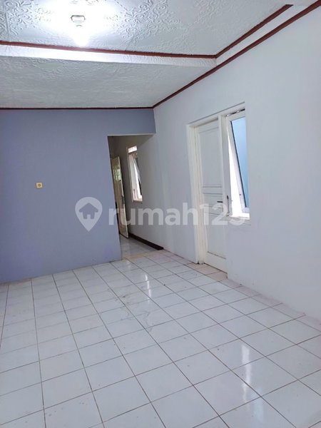 House for rent in Surakarta, Indonesia · 3 rooms, 1 bath