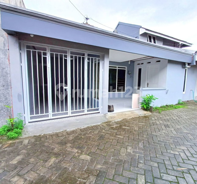 House for rent in Surakarta, Indonesia · 3 rooms, 1 bath