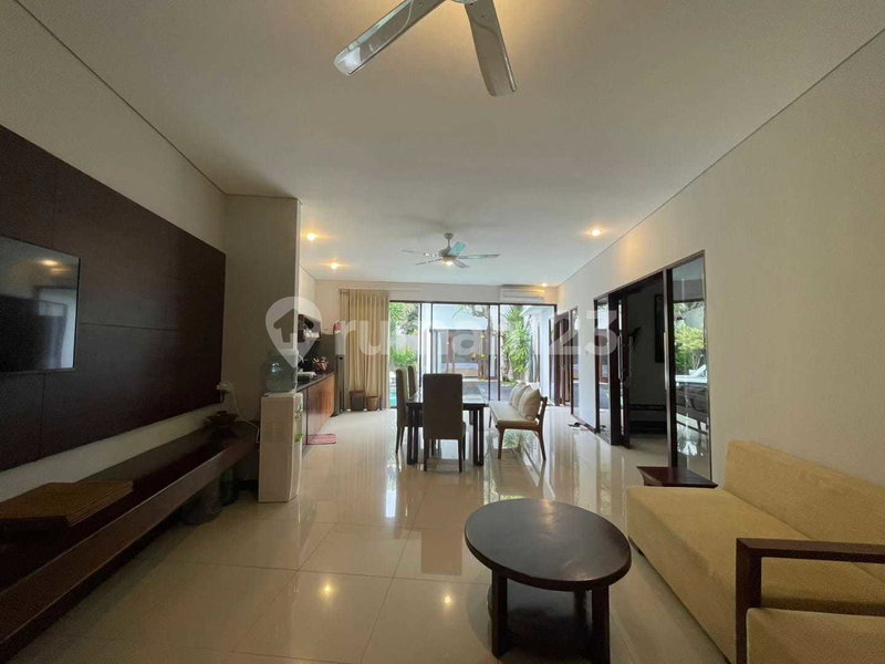 House for rent in Tangerang, Indonesia · 3 rooms, 3 baths