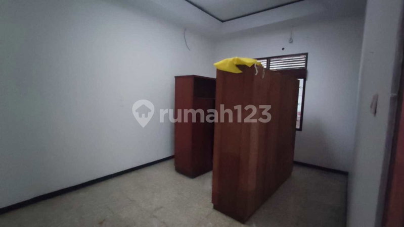 House for rent in North Jakarta, Indonesia · Penjaringan · 11 rooms, 3 baths