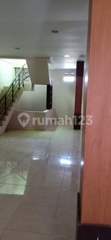 House for rent in North Jakarta, Indonesia · Penjaringan · 3 rooms, 2 baths