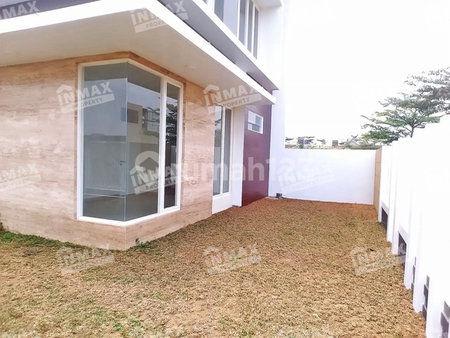 House for rent in Bandung, Indonesia · 3 rooms, 3 baths