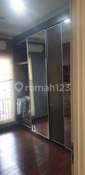 House for rent in Bandung, Indonesia · 4 rooms, 3 baths