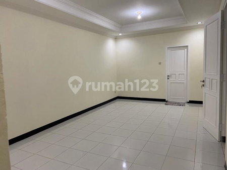 House for rent in Baki, Indonesia · 4 rooms, 4 baths