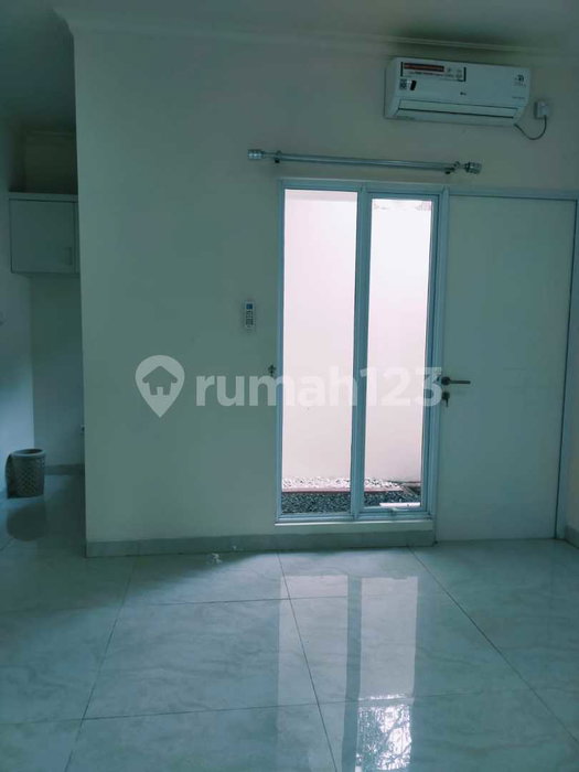 House for rent in North Jakarta, Indonesia · 3 rooms, 2 baths