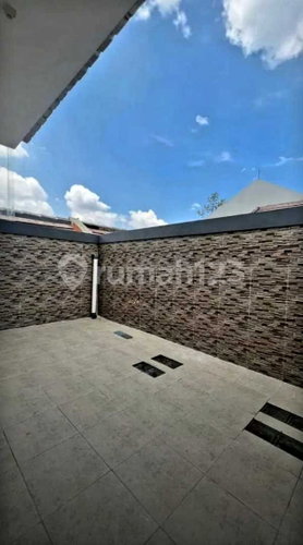 House for rent in North Jakarta, Indonesia · 3 rooms, 2 baths