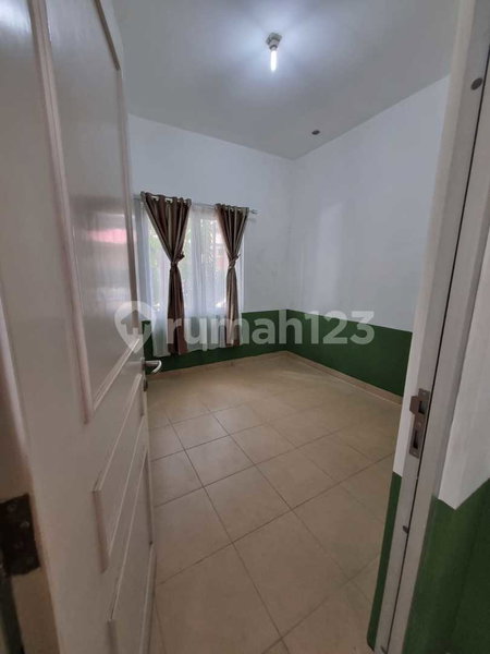 House for rent in Bandung, Indonesia · 2 rooms, 1 bath
