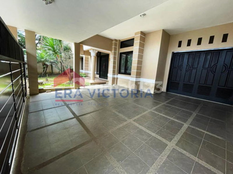 House for rent in Cikarang, Indonesia · Jababeka · 5 rooms, 4 baths