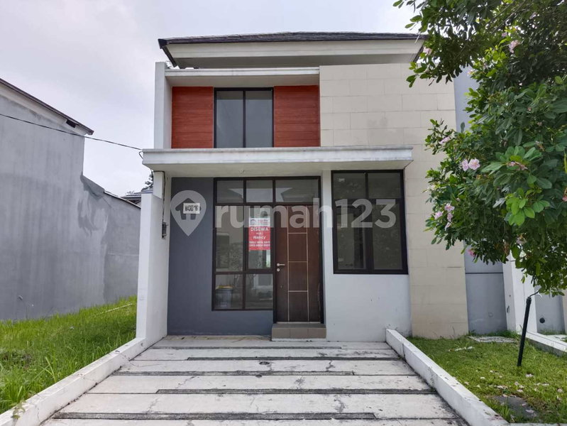 House for rent in Tangerang, Indonesia · Sukasari · 2 rooms, 1 bath
