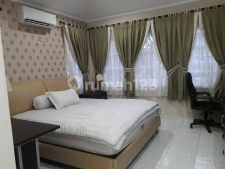 House for rent in Bekasi, Indonesia · 5 rooms, 4 baths