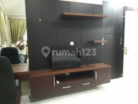 House for rent in Bekasi, Indonesia · 5 rooms, 4 baths