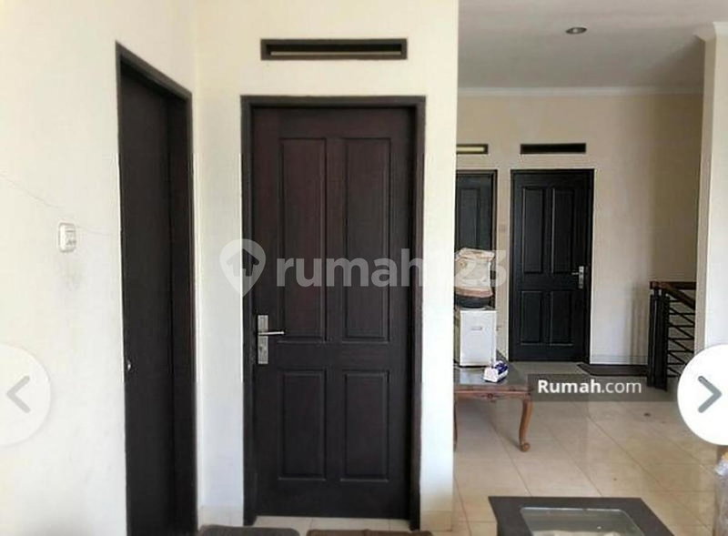 House for rent in Bandung, Indonesia · 4 rooms, 3 baths