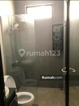 House for rent in Bandung, Indonesia · 4 rooms, 3 baths