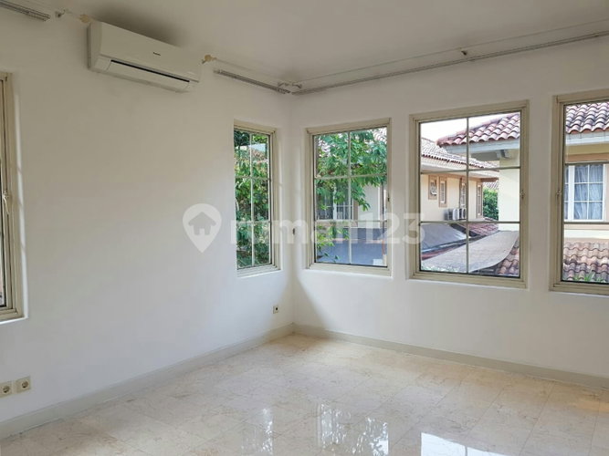 House for rent in Bandung, Indonesia · 3 rooms, 3 baths
