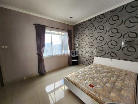 House for rent in Bandung, Indonesia · 3 rooms, 3 baths