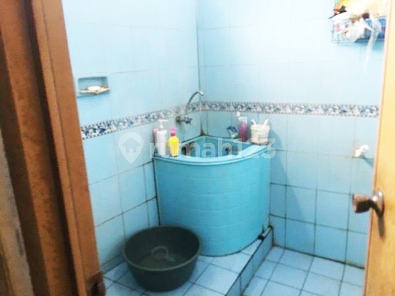 House for rent in Bandung, Indonesia · 4 rooms, 3 baths