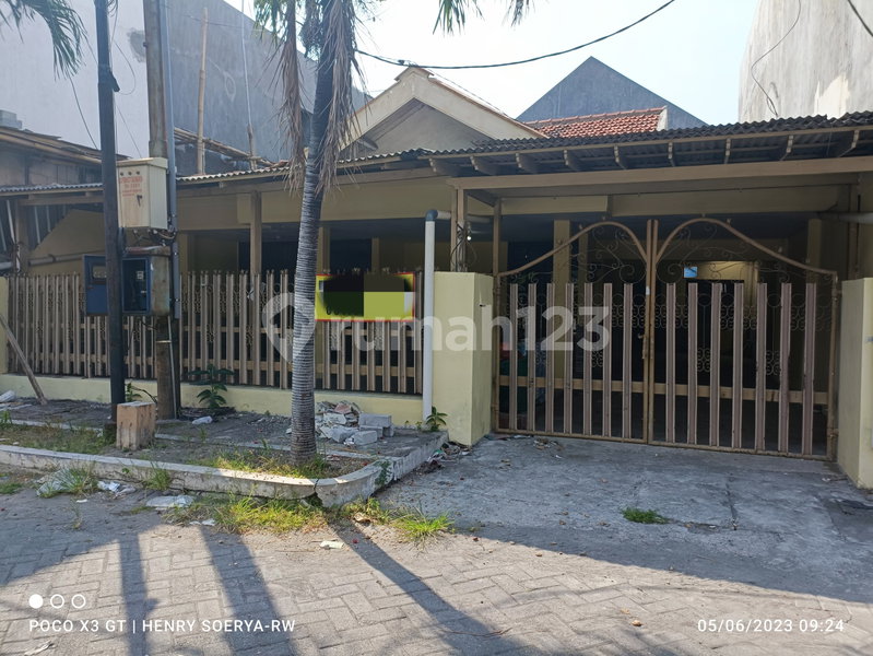 House for rent in North Jakarta, Indonesia · Penjaringan · 4 rooms, 2 baths