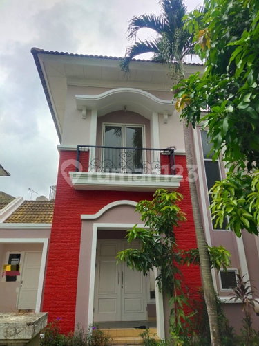 House for rent in Bandung, Indonesia · 3 rooms, 2 baths