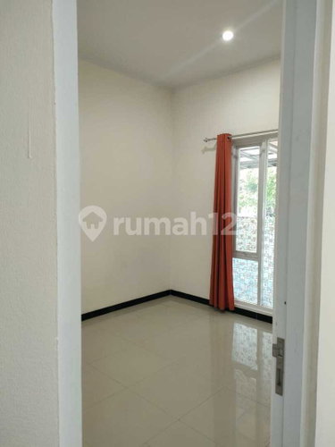 House for rent in Depok, Indonesia · 2 rooms, 1 bath