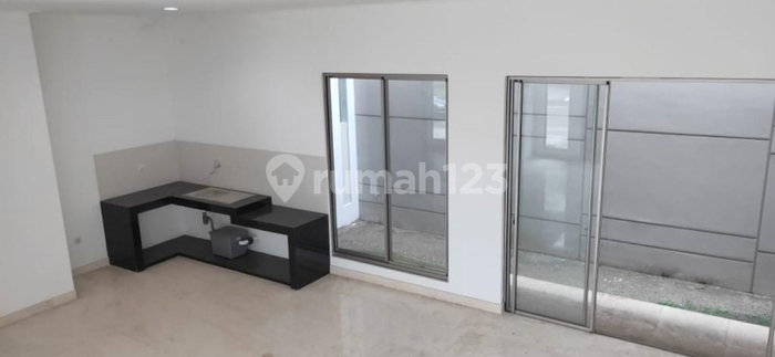 House for rent in North Jakarta, Indonesia · Penjaringan · 3 rooms, 3 baths